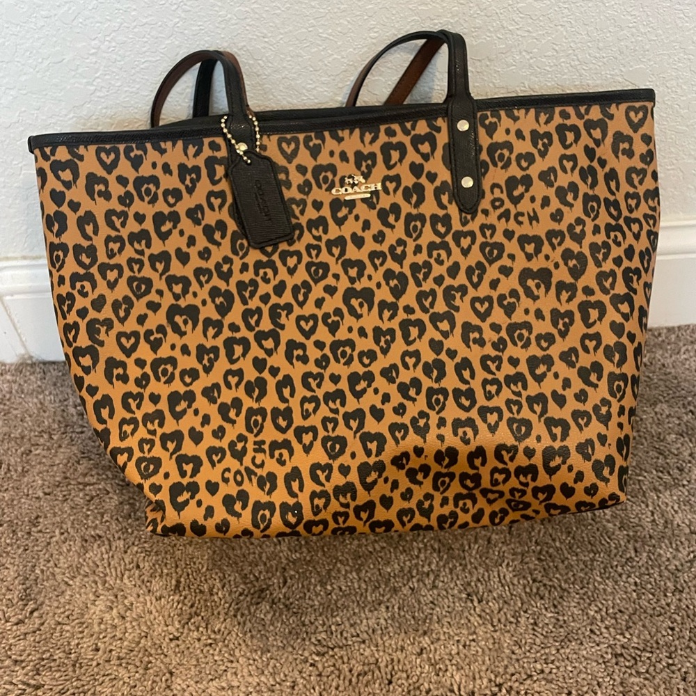 Coach Wild Heart print- reversible city tote